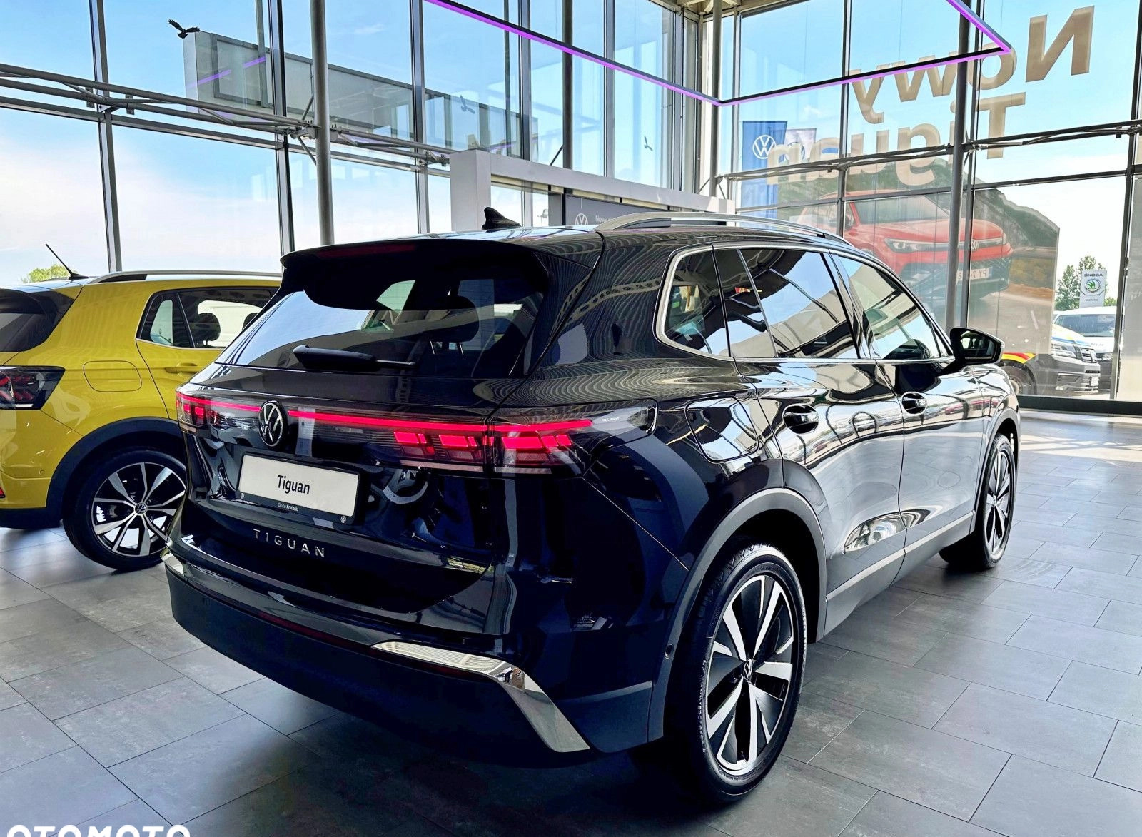Volkswagen Tiguan cena 215600 przebieg: 1, rok produkcji 2024 z Kłodzko małe 232